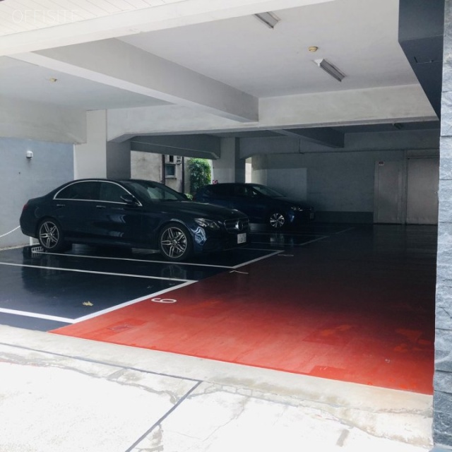 近文(キンブン)ビル 駐車場