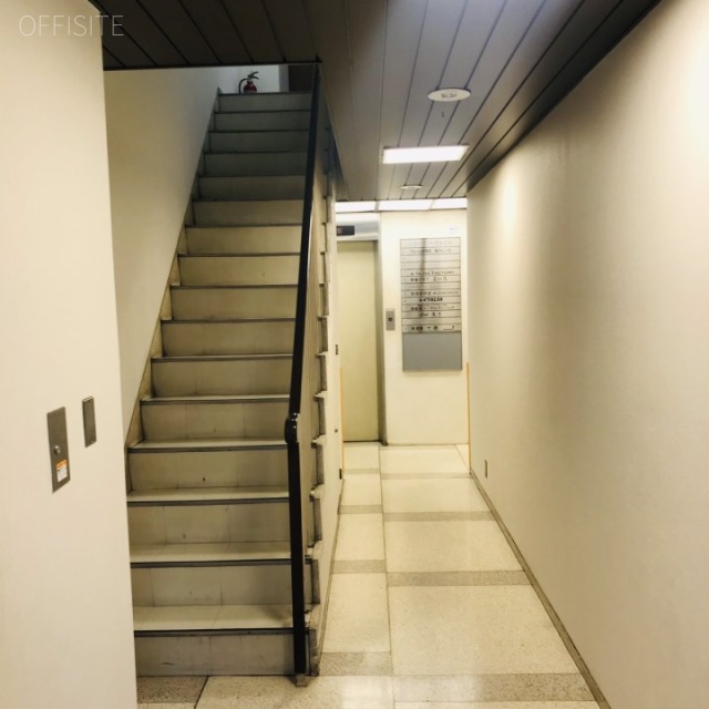 ニューセントラルビル エントランス