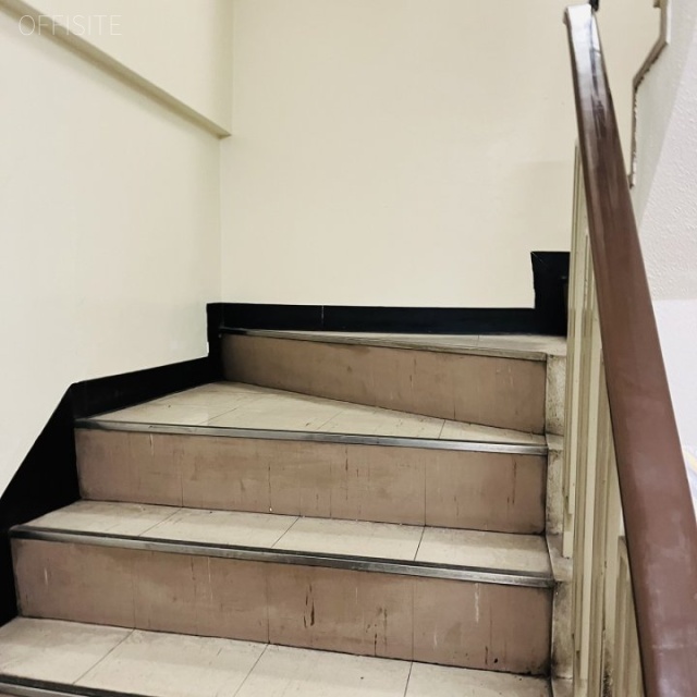 イトウビル エントランス