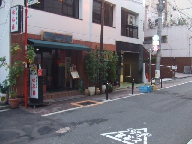 昭和ビル 1階部分