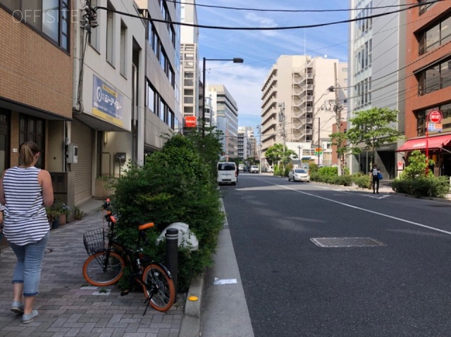 八重洲早川第2ビル ビル前面道路