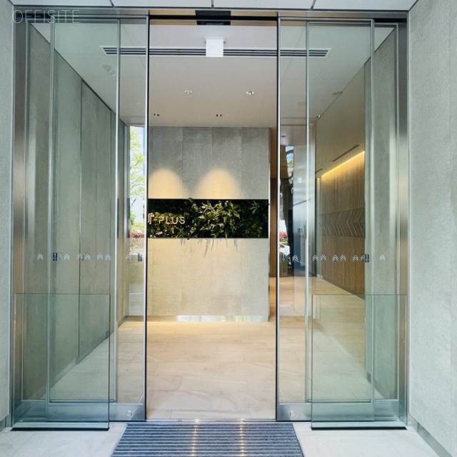 TーPLUS仙台広瀬通 オフィスビル出入口