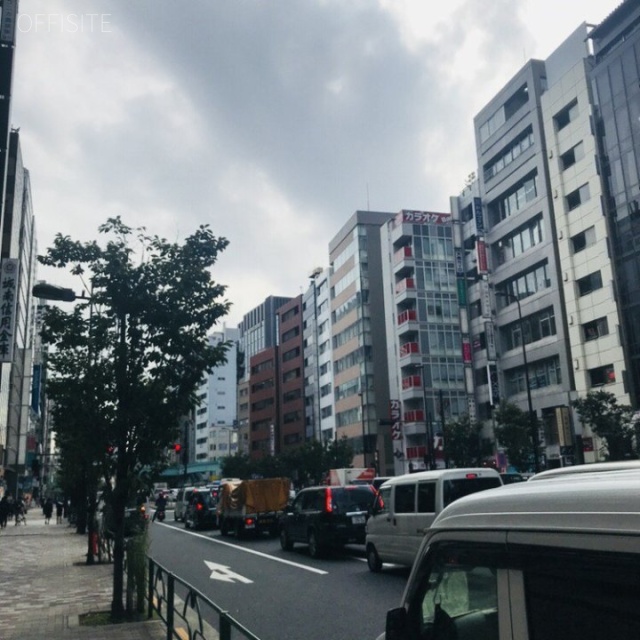 渋谷第一生命ビル ビル前面道路