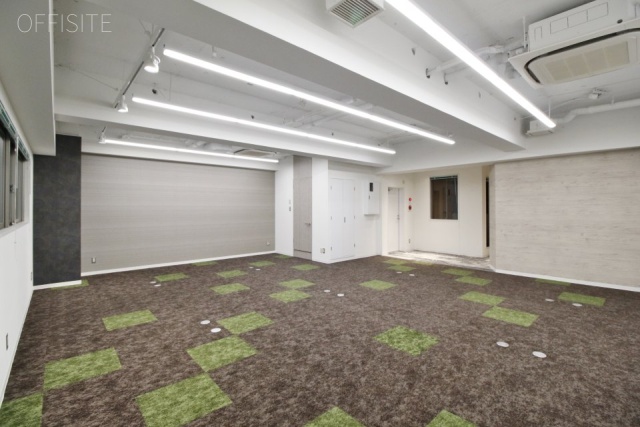 AS ONE 日本橋 East 室内