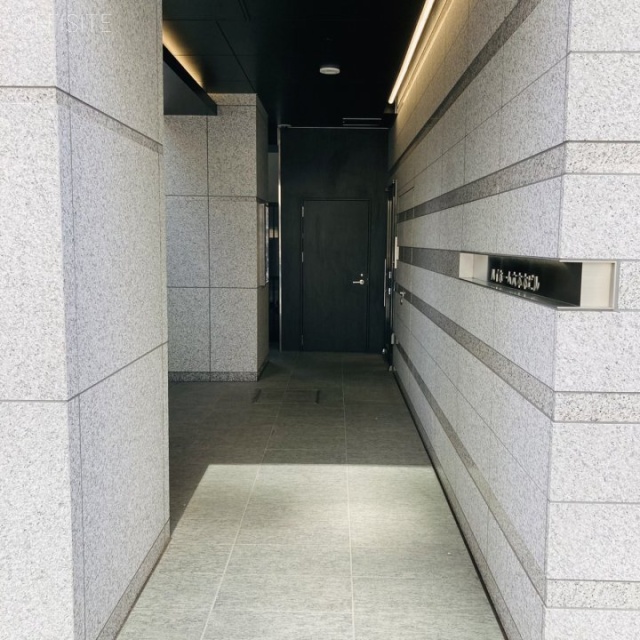 ハイホーム六本木ビル エントランス