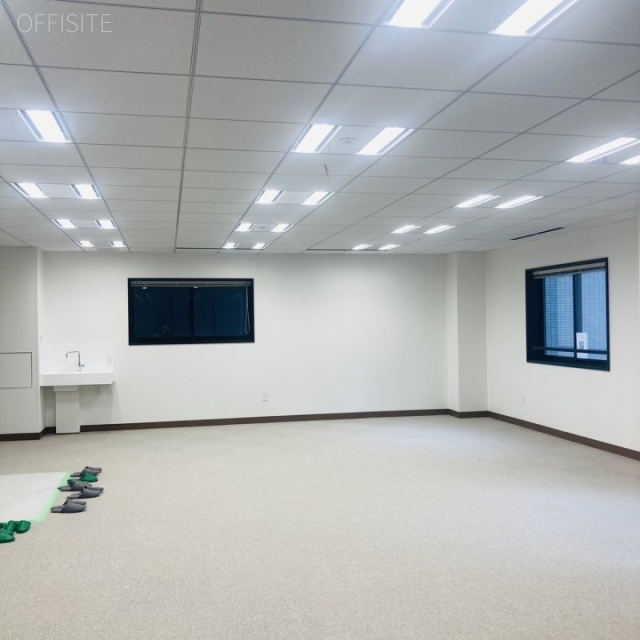 HOYO新虎ビル 基準階室内