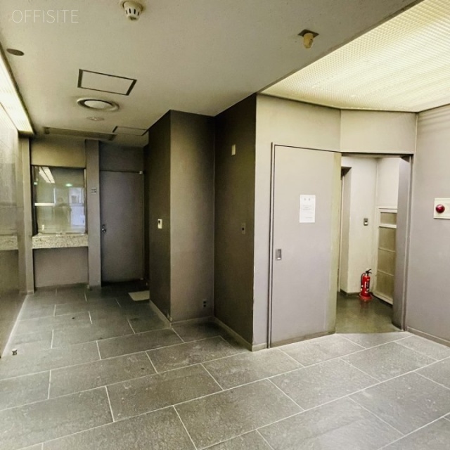 第3都ビル エントランス