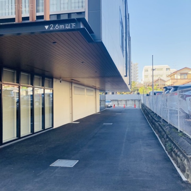 小田急町田森野ビル 駐車場