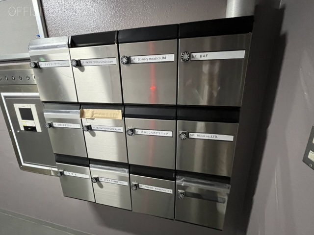 フォンテ西原宿ビル エントランス