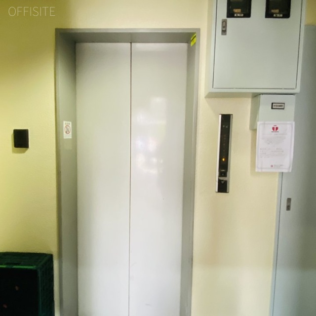 明石ビル エレベーター