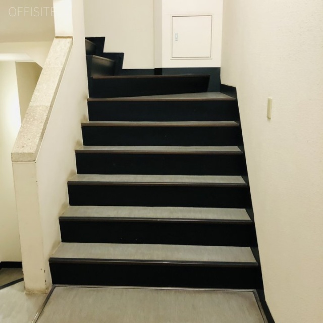 ダイヤモンドビル エントランス