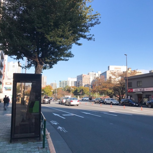 市ヶ谷中央ビル ビル前面道路
