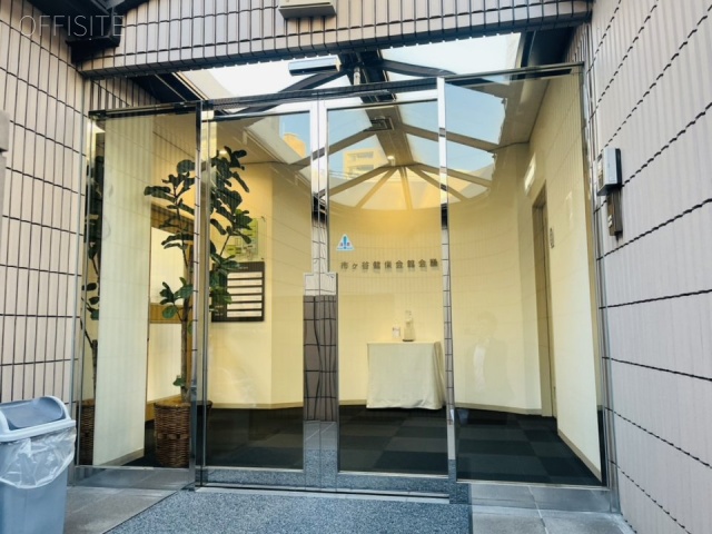 リエール市ヶ谷 エントランス