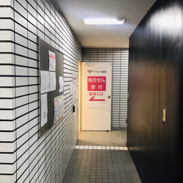 笹塚総榮ビル エントランス