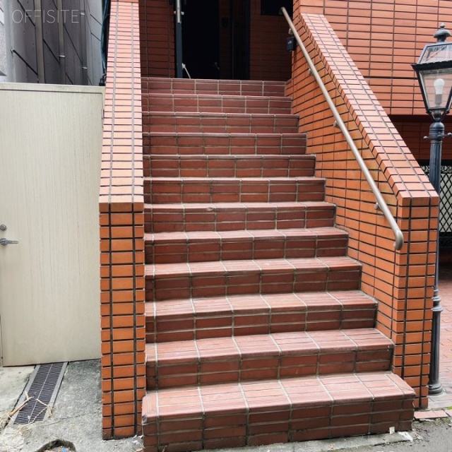 千代田ホーム 階段