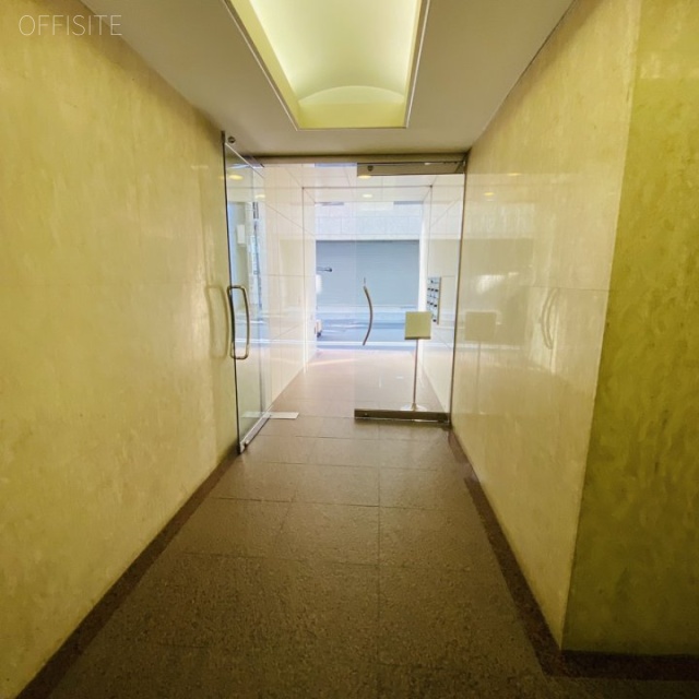 久月神田ビル エントランス