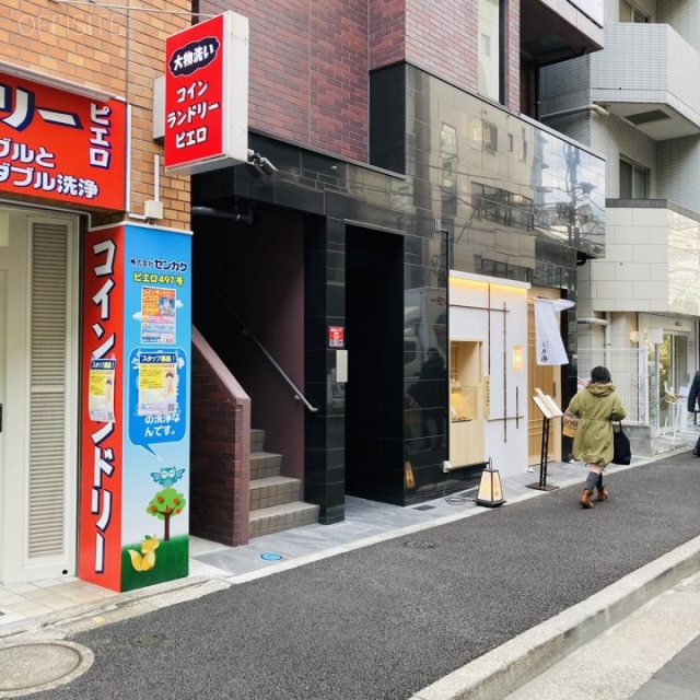 エスペランサ神田小川町 外観