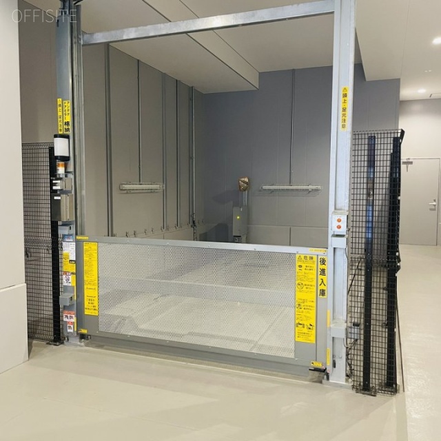 VORT浜松町Ⅳ 駐車場