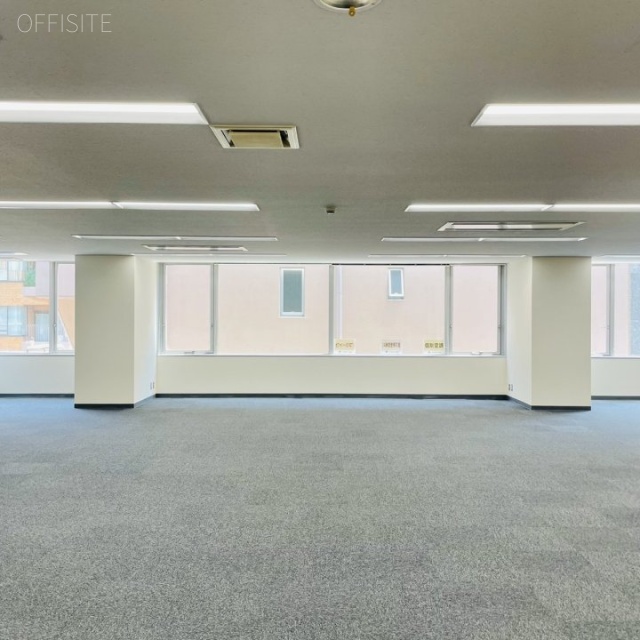 苔香園ビル 室内