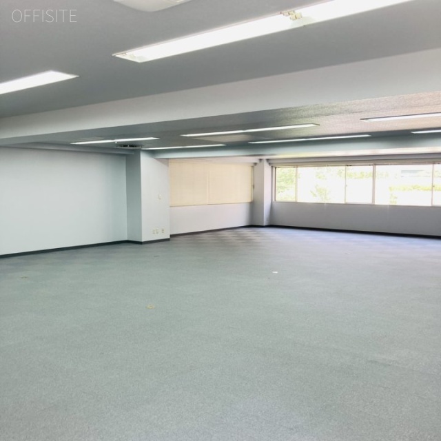 神宮外苑ビル1号館 301号室 室内