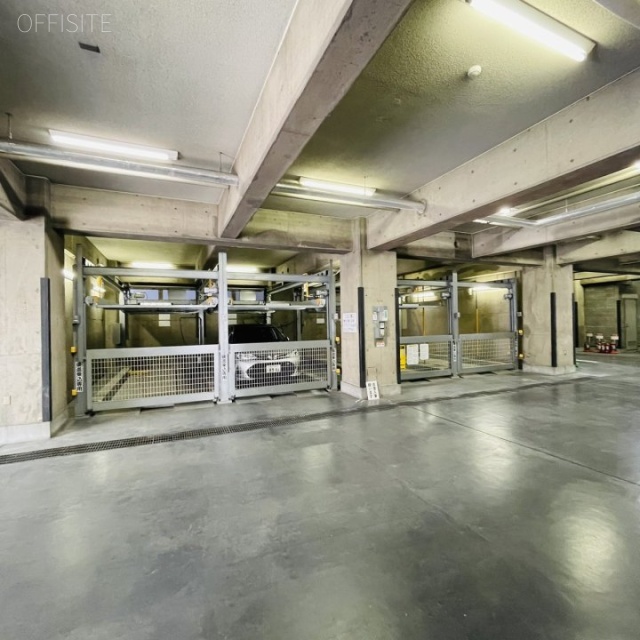 東熱新川ビル 駐車場