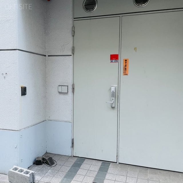 ヒキタカ芝公園ビル 通用口