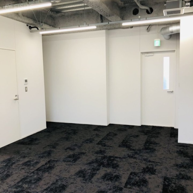 IM内神田 11階~12階 室内