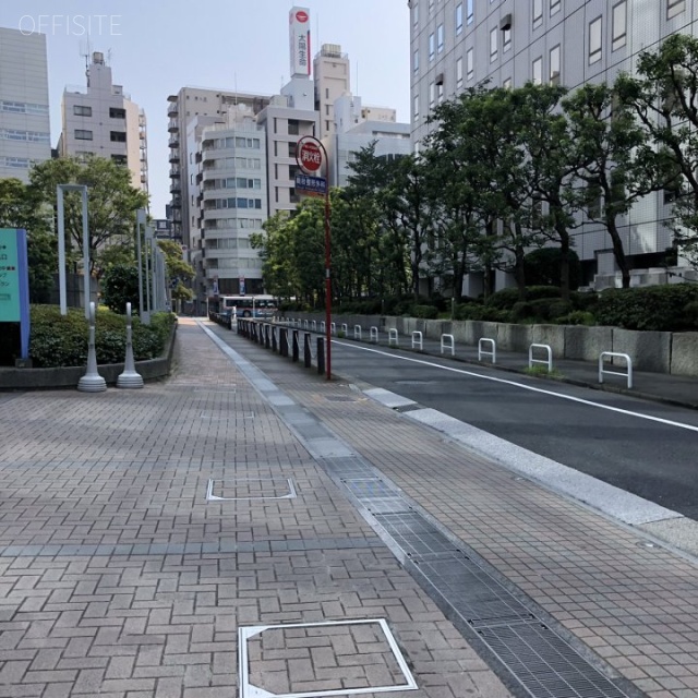大森ベルボートB館 ビル前面道路