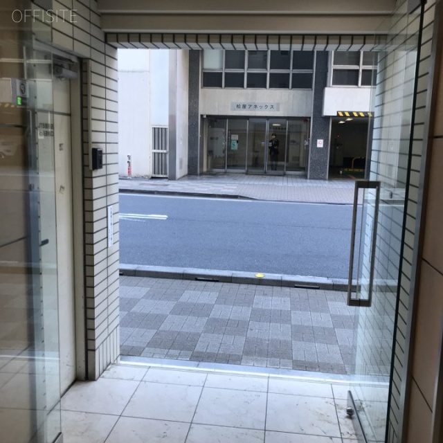 大広朝日ビル エントランス