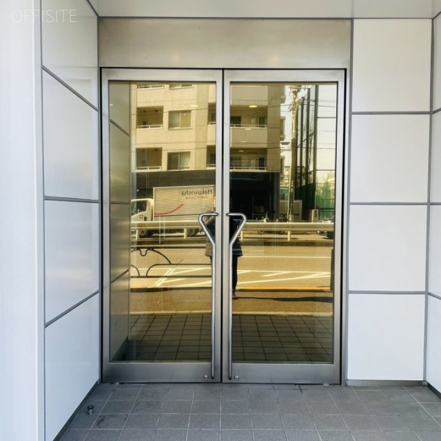 コロナ社第3ビル オフィスビル出入口