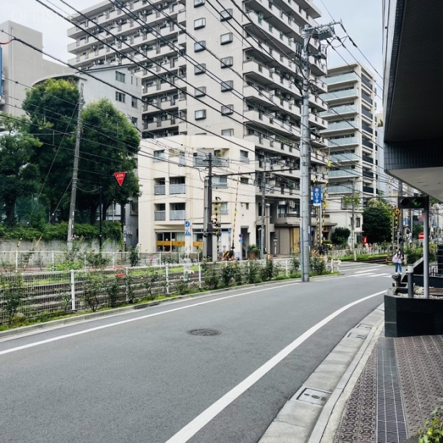 VORT大塚FT 前面道路