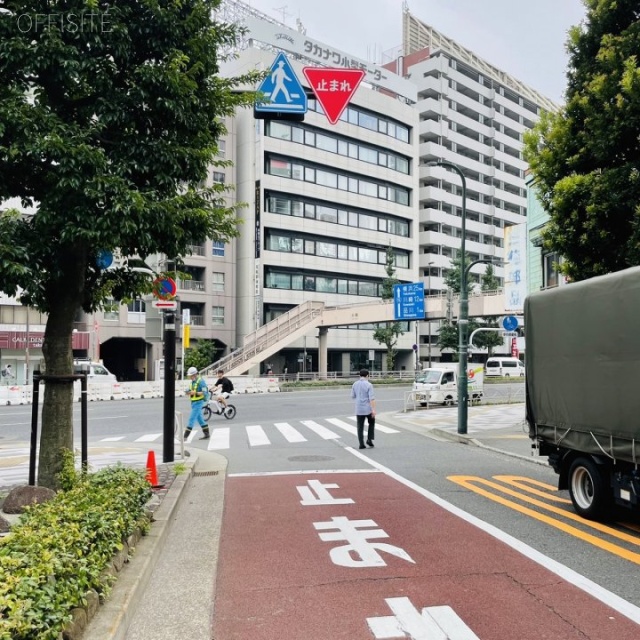 SOC高輪ビル ビル前面道路