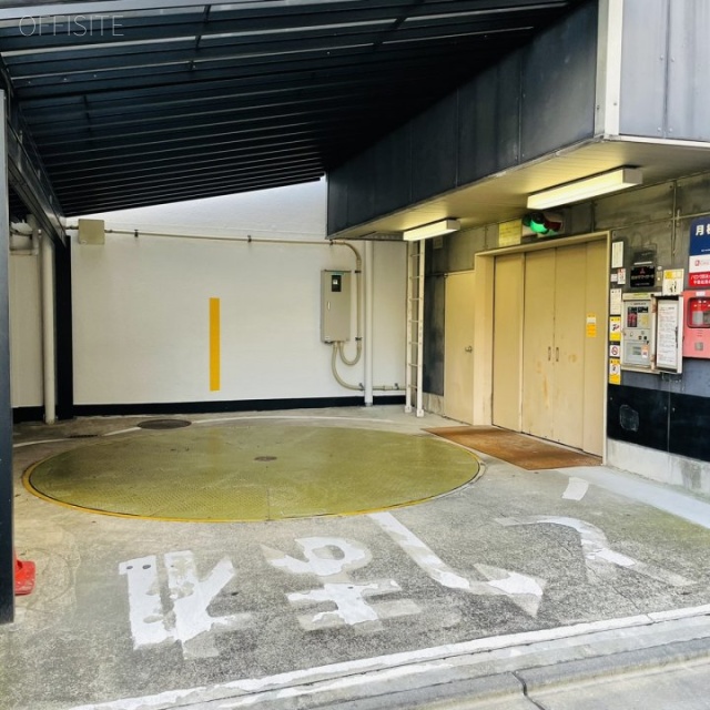 ヴィラロッソカバーロ 駐車場