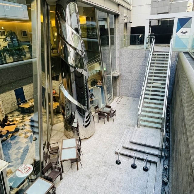 ビュレックス麹町 B1F部分