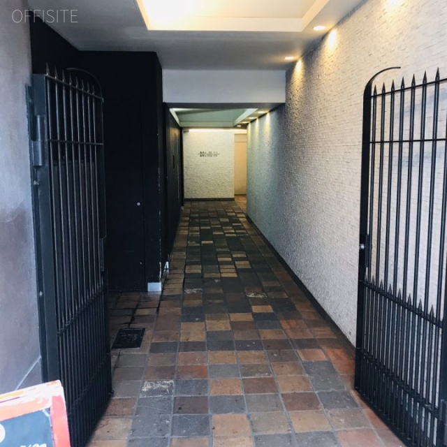 KSビル エントランス