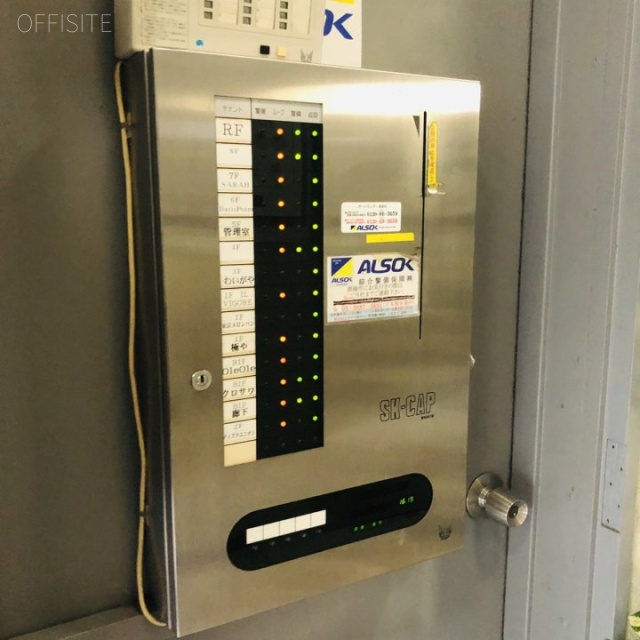 クロサワビル エントランス