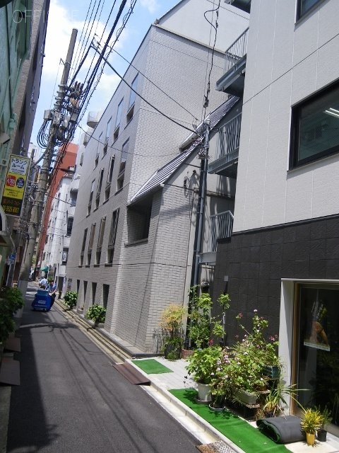 ゆまにビル IMGP3922 (480x640).jpg