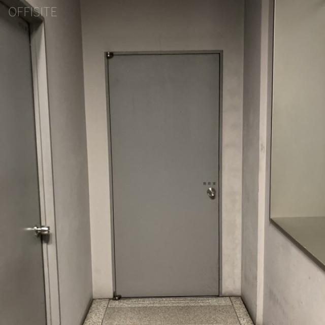 新共立ビル エントランス