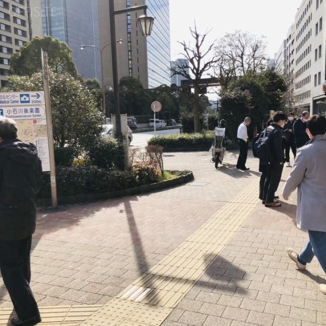 安田ビル ビル前面道路