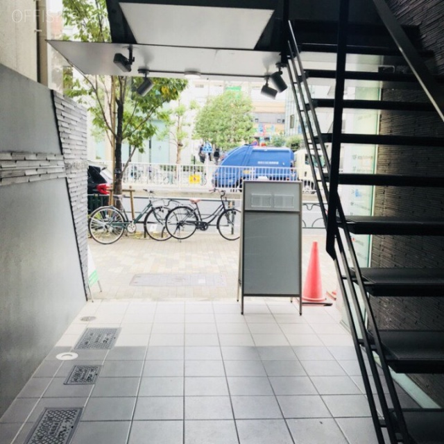 アロス渋谷ビル エントランス