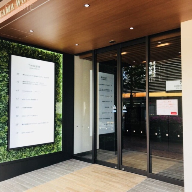 SIL新宿 エントランス