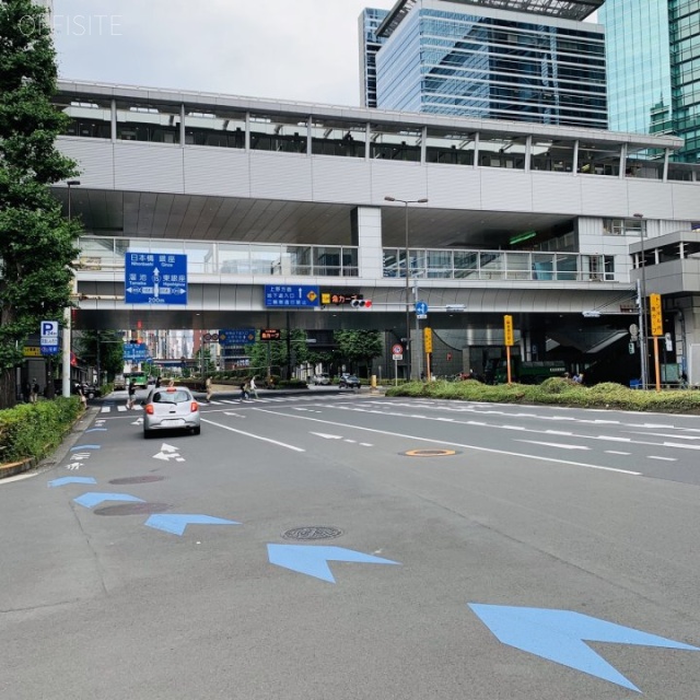 新橋駅前ビル2号館 第一京浜面す