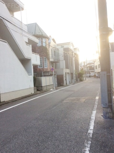 ハイツ太陽ビル ビル周辺道路