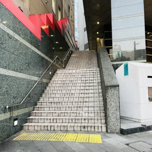 ファーレイーストビル 外観