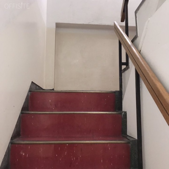 金剛ビル エントランス