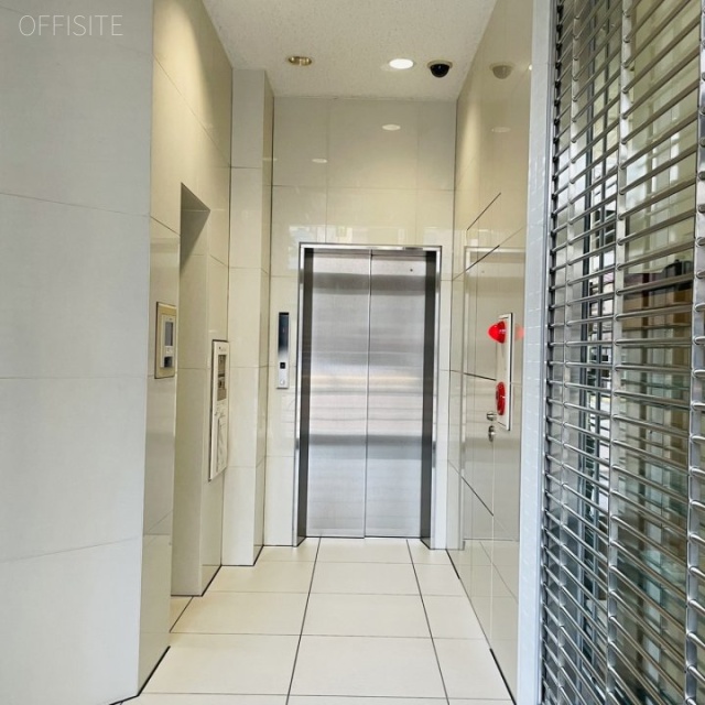 平清ビル エントランス