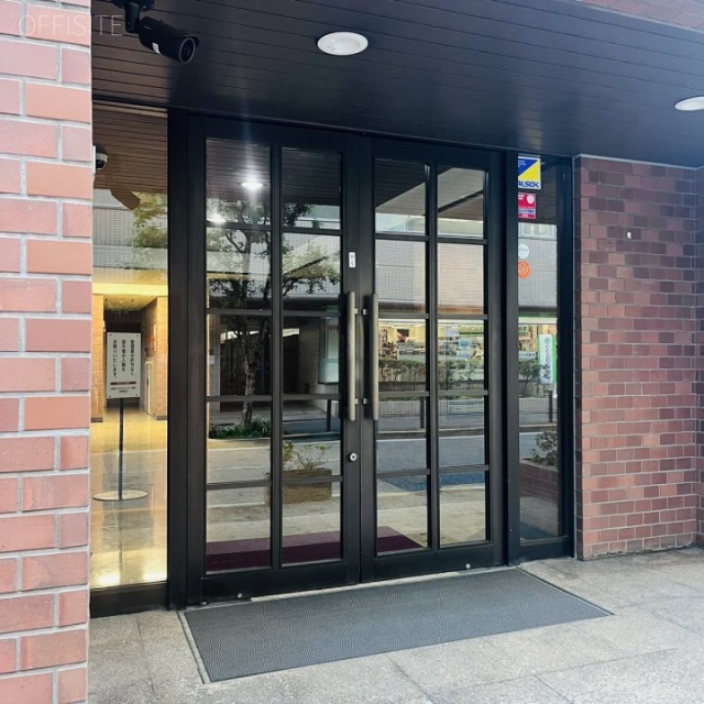 日興ロイヤルパレス一番町 オフィスビル出入口