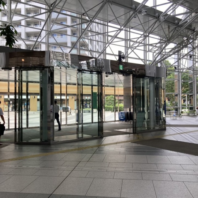新川崎ツインタワー エントランス