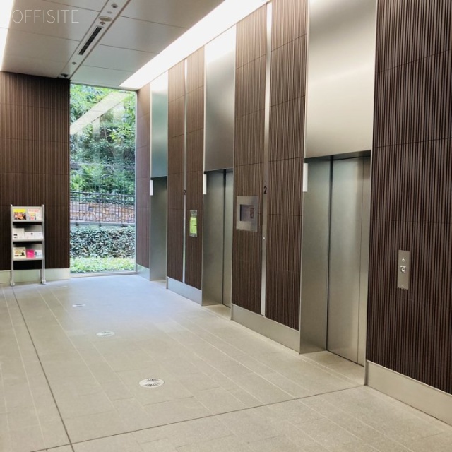 アークヒルズサウスタワー エレベーター