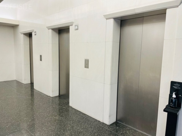 住友不動産六甲ビル エレベーター